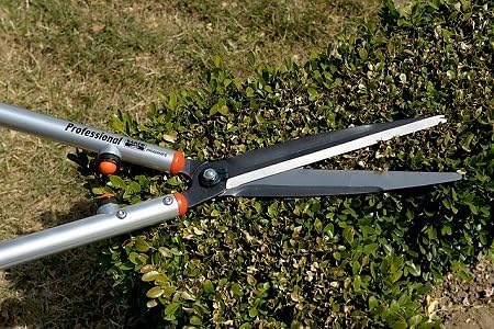 BHP54H-SL-20 P54H-SL-20 Super Light Hedge Shears with Blade, Multi-Colour, 20 cm