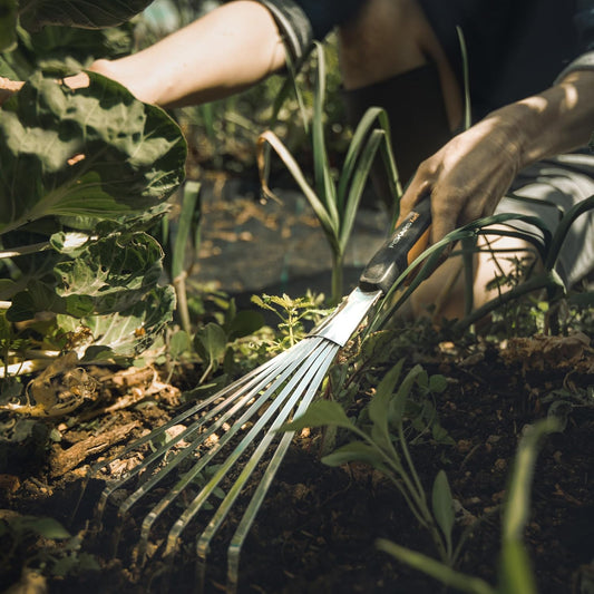 Xact Hand Rake, Ergonomic Handle for Heavy Duty Gardening