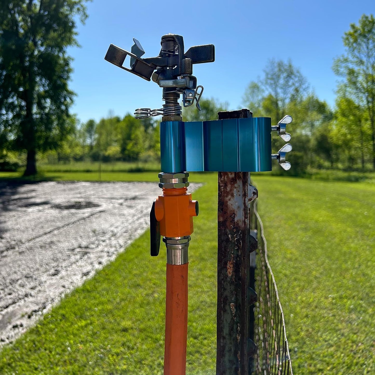 Post-Mount Sprinkler with Brass Impulse Head – Adjustable Watering Patterns, Covers up to 70 Feet, Mounts on T-Post, U-Post, or Round Post up to 1.5 Inches in Diamater, Metallic Blue