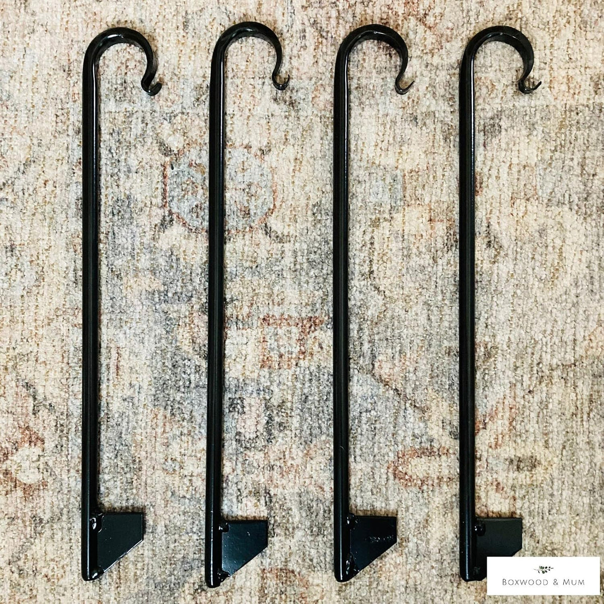 Garden Hose Guide Stakes Heavy Duty – Solid Metal Powder Coated Rust Resistant Hose Guards for Flower Beds, Garden Borders, Landscaping – Amish Handmade Lancaster PA (Single Pack)