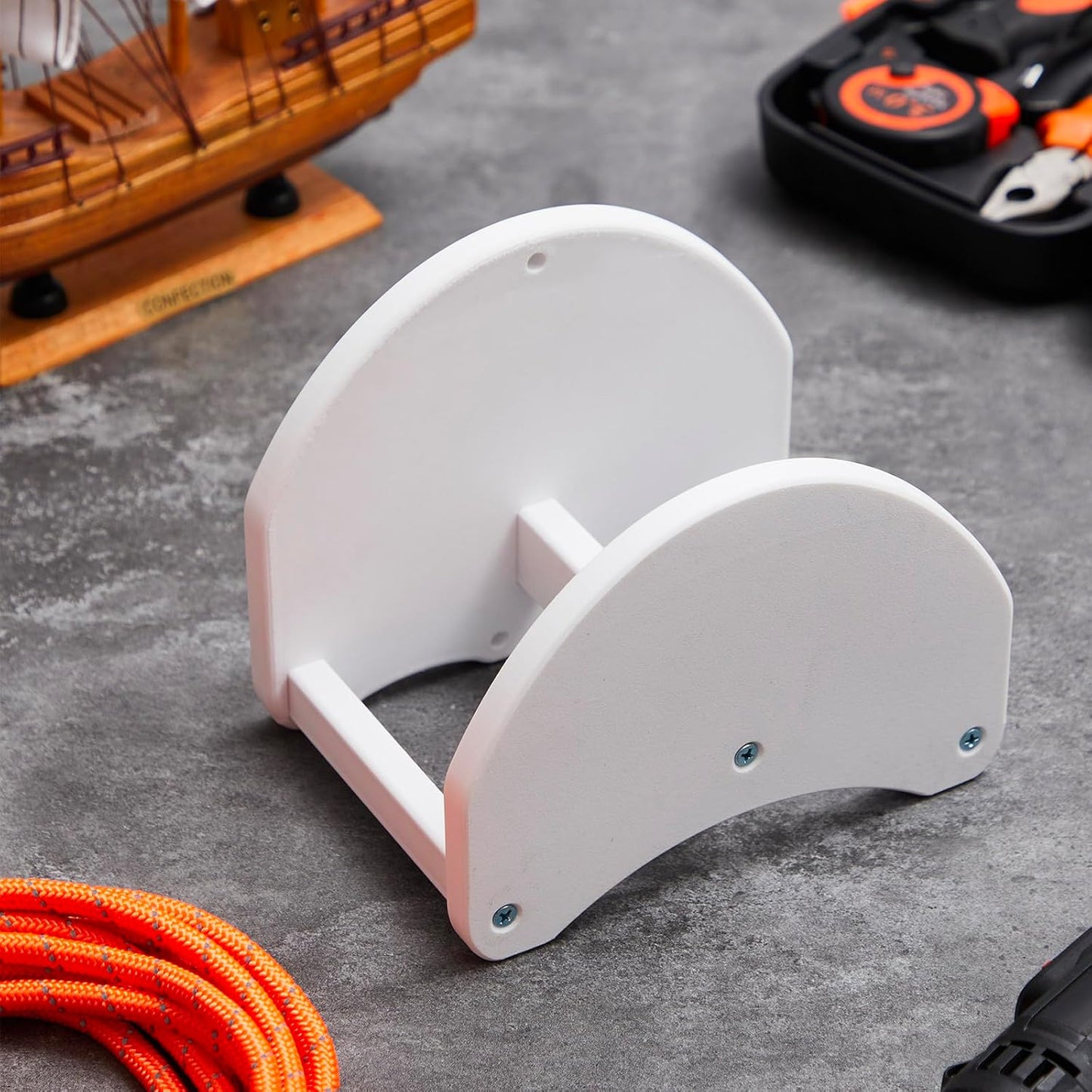 7 x 5 x 6 Inch Dockside Hose Holder White Plastic Wall Mounted Dockside Hoses Holder Hanger Installed on the Column for Water Hose Extension Cords