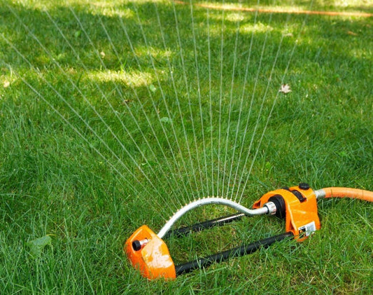 10-15004 Grn Premium Metal Oscillating Sprinkler Wi/rass Nozzle Jets