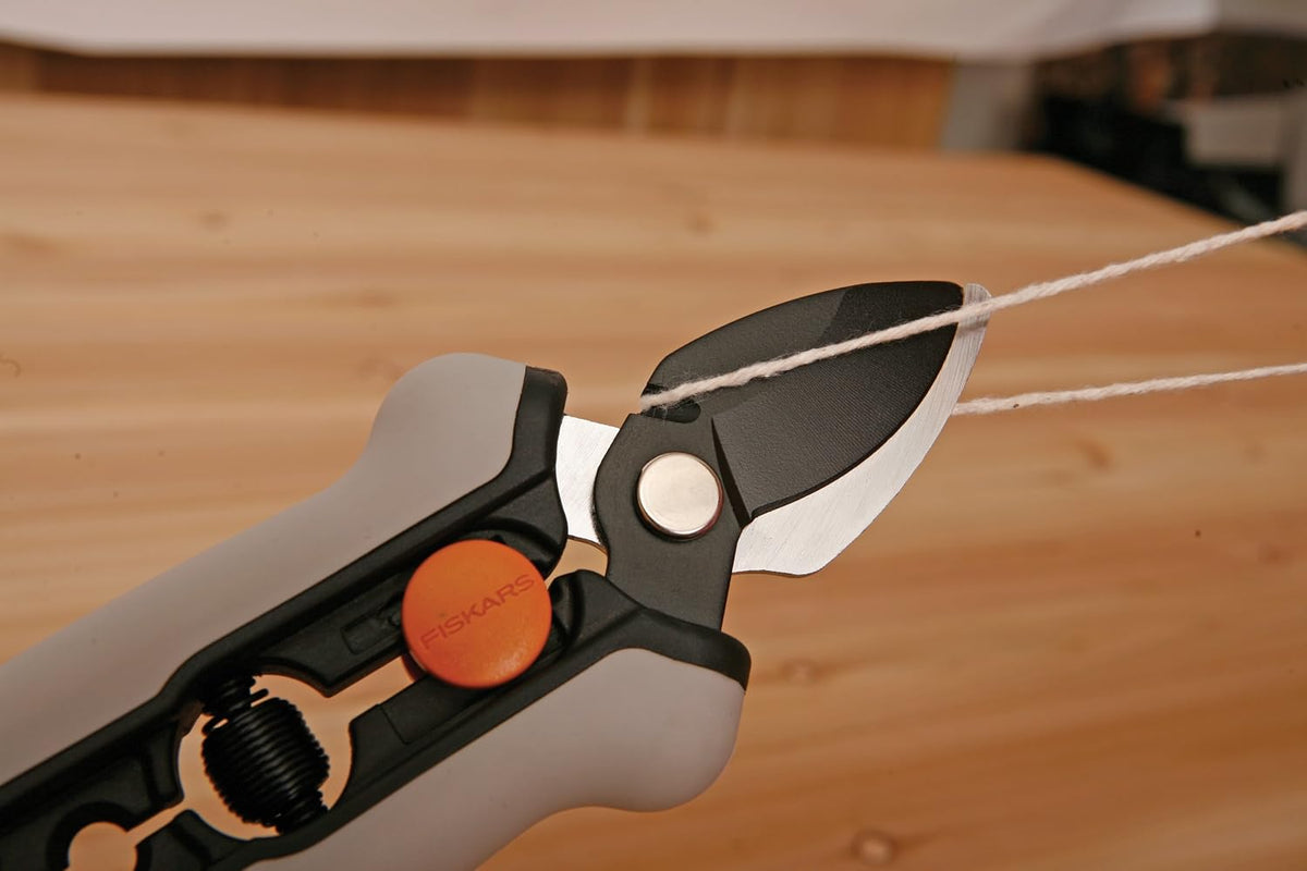 7926 Softgrip Floral Bypass Pruner