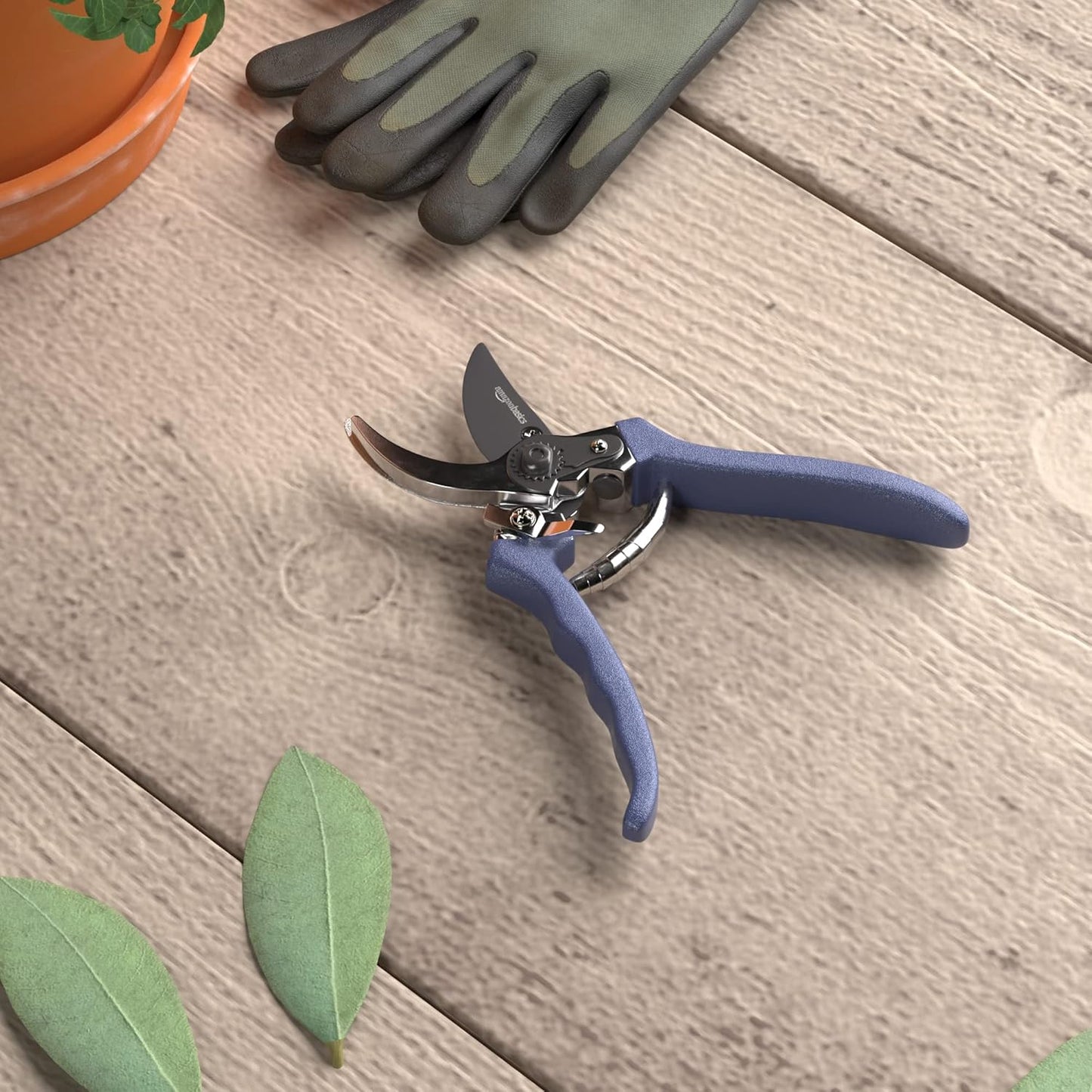 Professional Bypass Pruning Shears, Lightweight Garden Clippers for Cutting Flowers, Trimming Plants, 7-inch Steel Garden Scissors, Blue