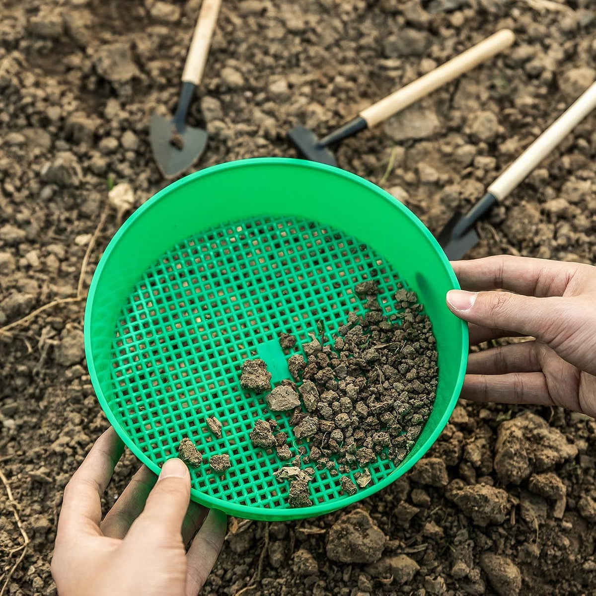 4 Pack Garden Soil Compost Sifter Round Plastic Sand Sieve, Sifting Pan Set