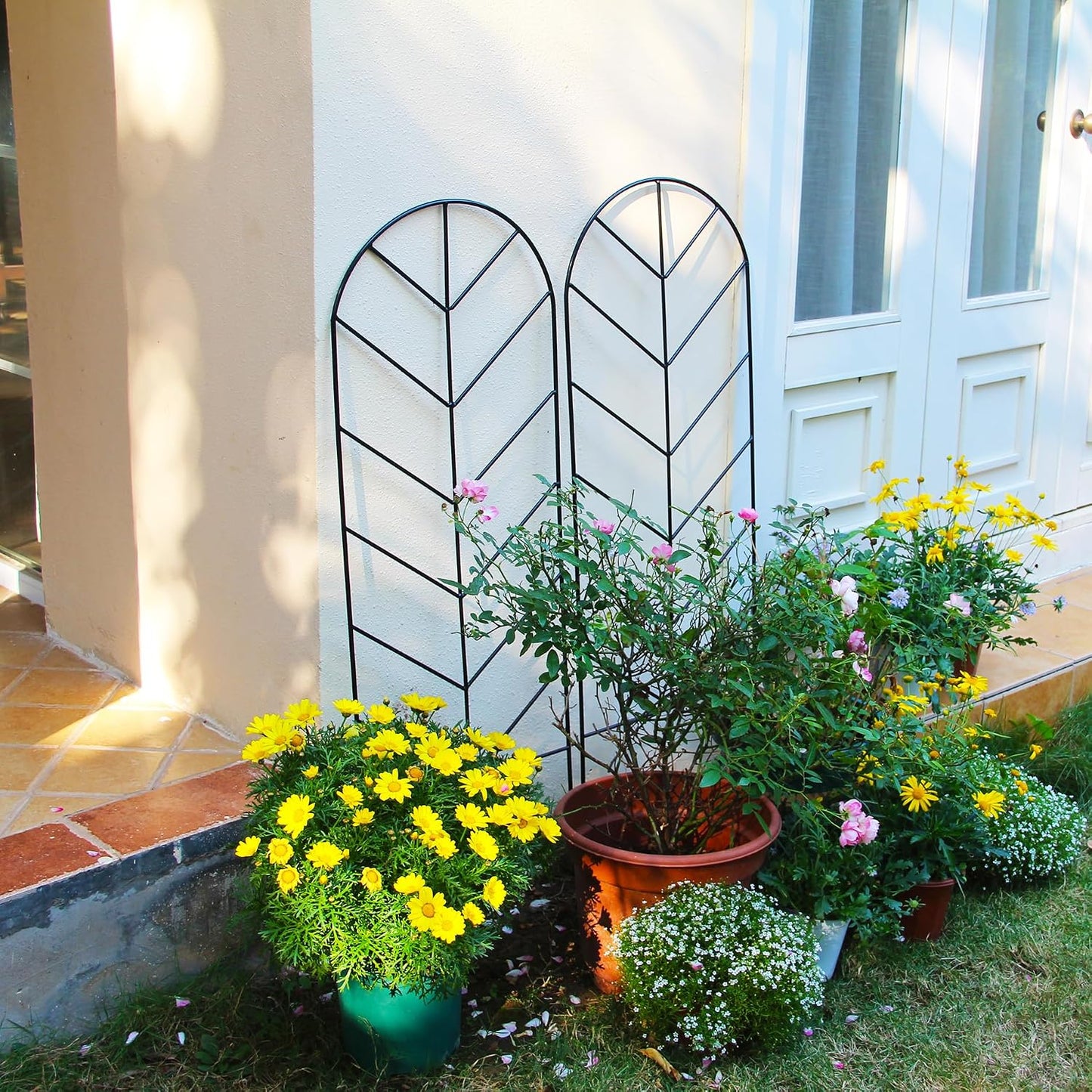 2 Pack Black Garden Trellis for Climbing Plants 45” x 15.9” Iron Plant Support Climbing Vines and Flowers Stands Vegetables Patio Metal Lattices Grid Panels for Ivy Cucumbers