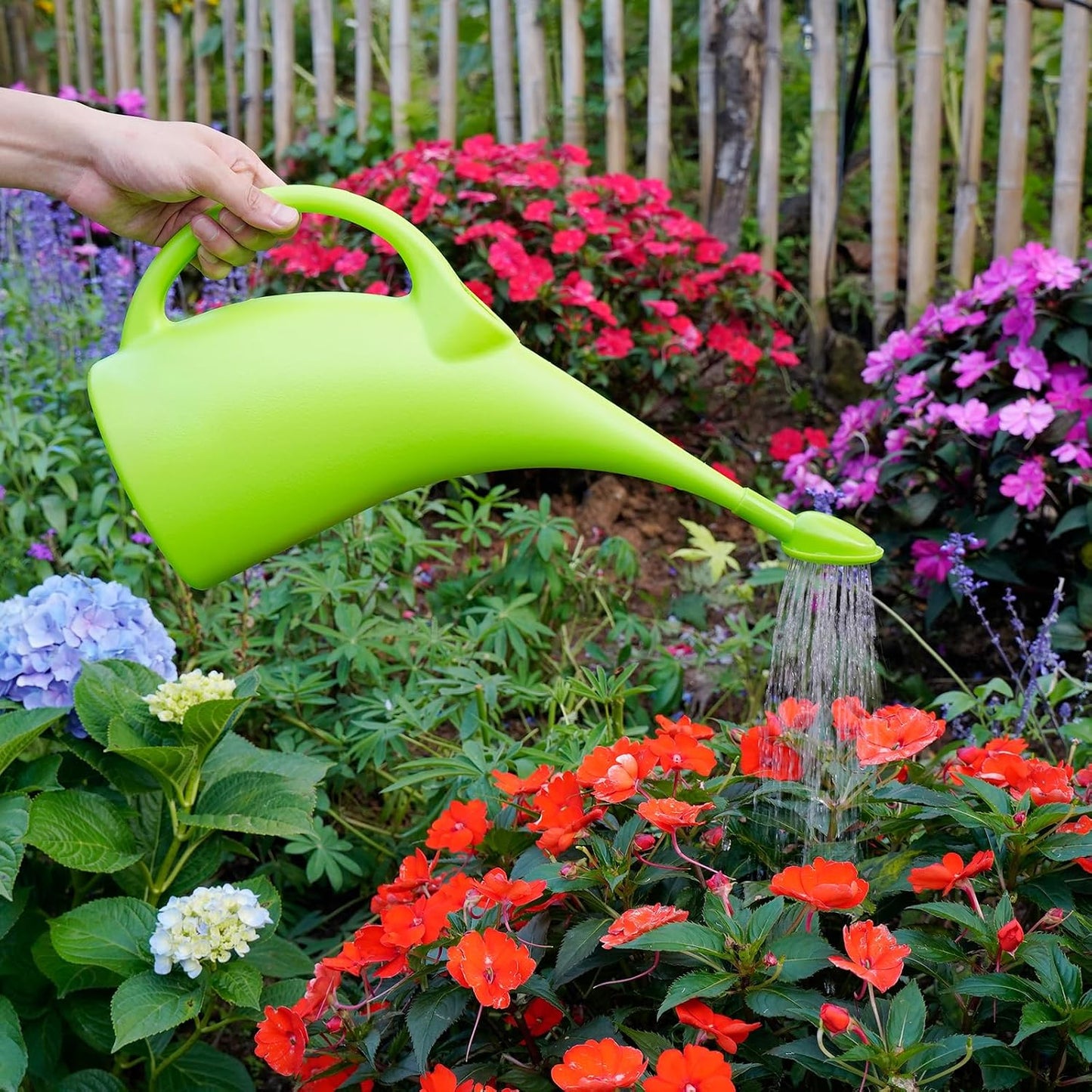 Watering Can for Indoor Plants, Water Can with Shower Head, 1/2 Gallon (Green)