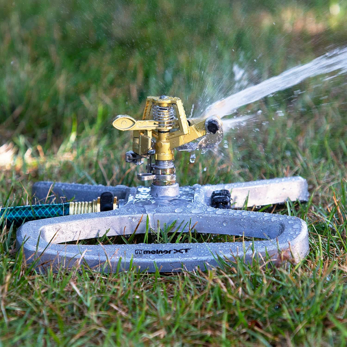 65162AMZ Metal Pulsating Sprinkler with QuickConnect Set, Amazon Bundle, XT Tripod