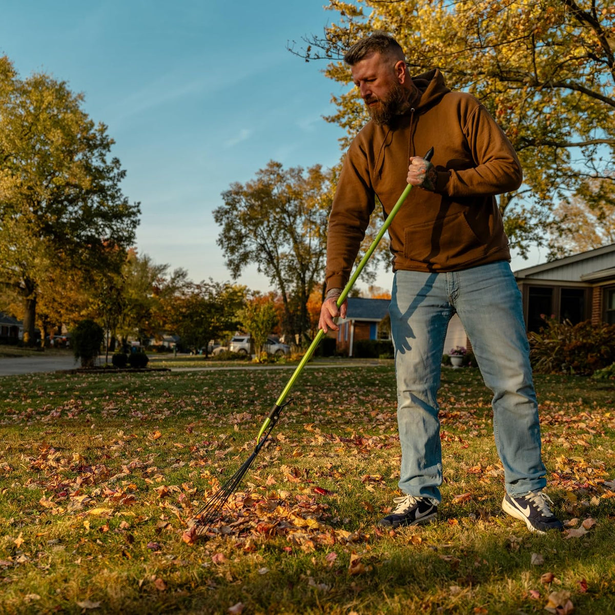 50002 Gator Grabber Telescoping Leaf Clean-Up Tool, Green/Black