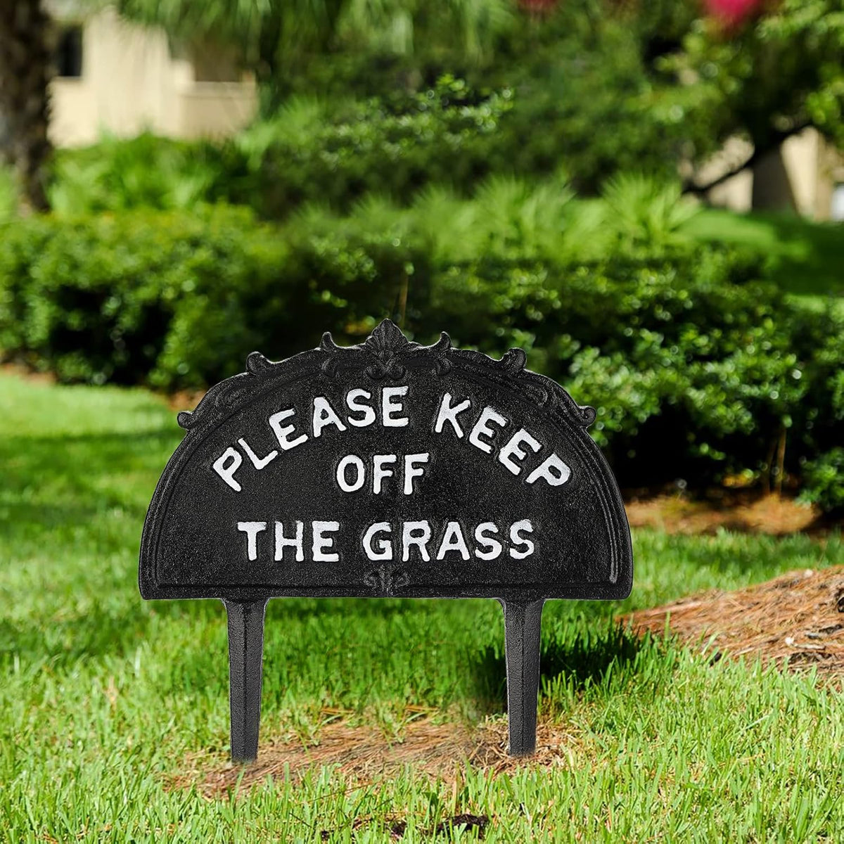 Pack of 2 Cast Iron Please Keep Off The Grass Yard Sign Stake