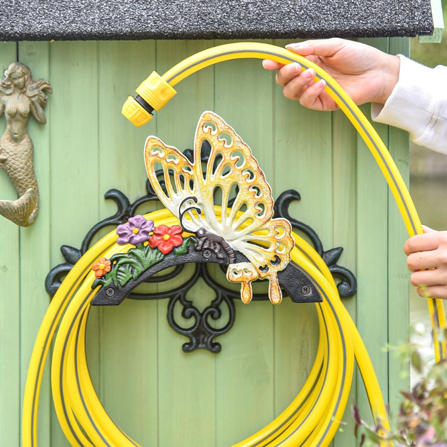 Heavy Duty Cast Iron Hose Holder, Garden & Yard Decorative Wall Mounted Hose Butler, Water Pipe Holds, Rack, Hanger, Antique Wall Decorations