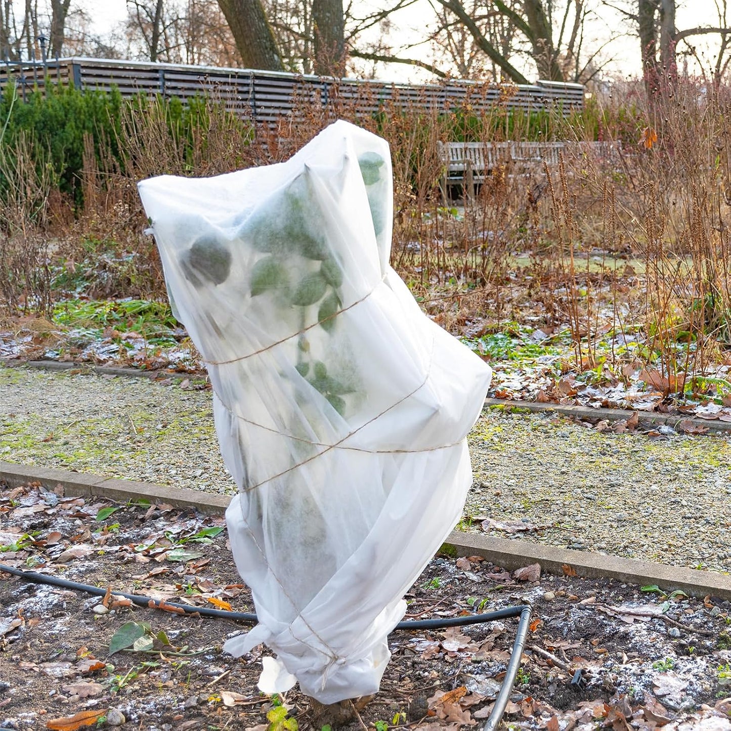 8 x 100 ft Plant Covers Freeze Protection