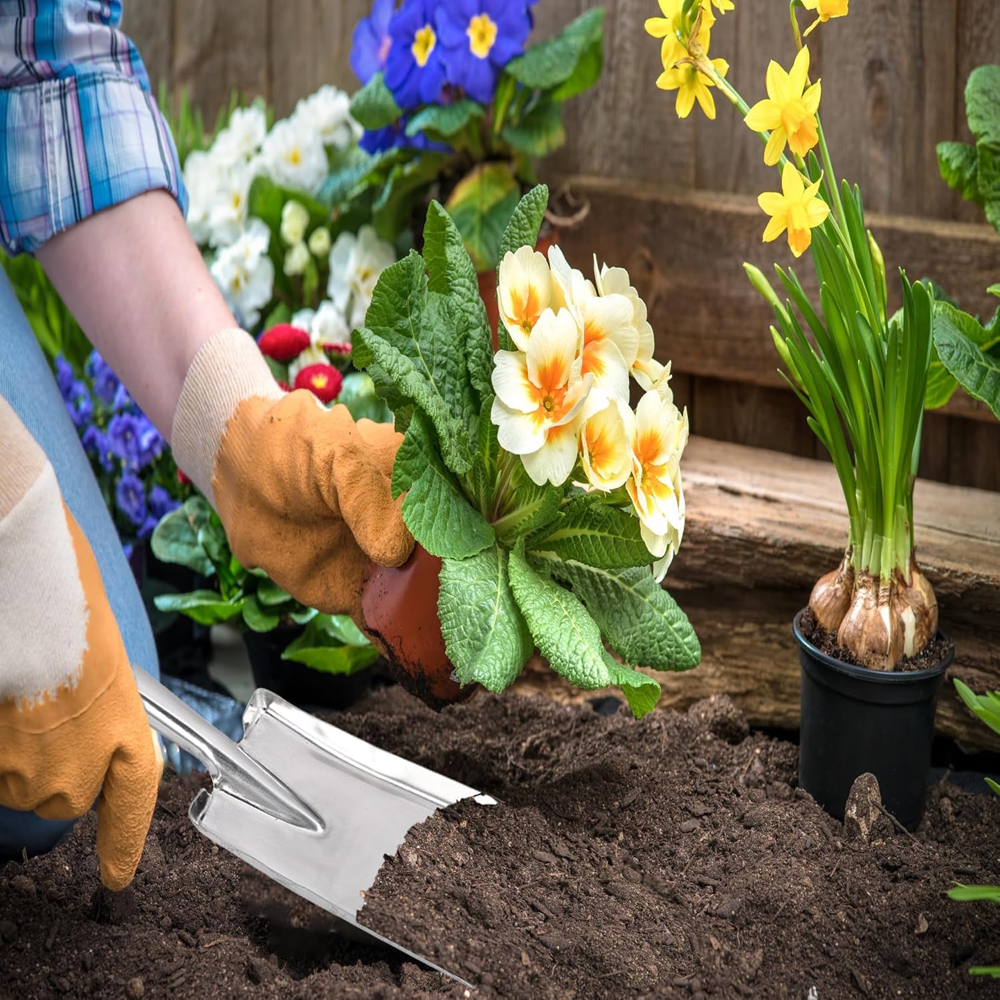 Stainless Steel Hand Trowel, Rustproof Heavy Duty Measuring Garden Shovel