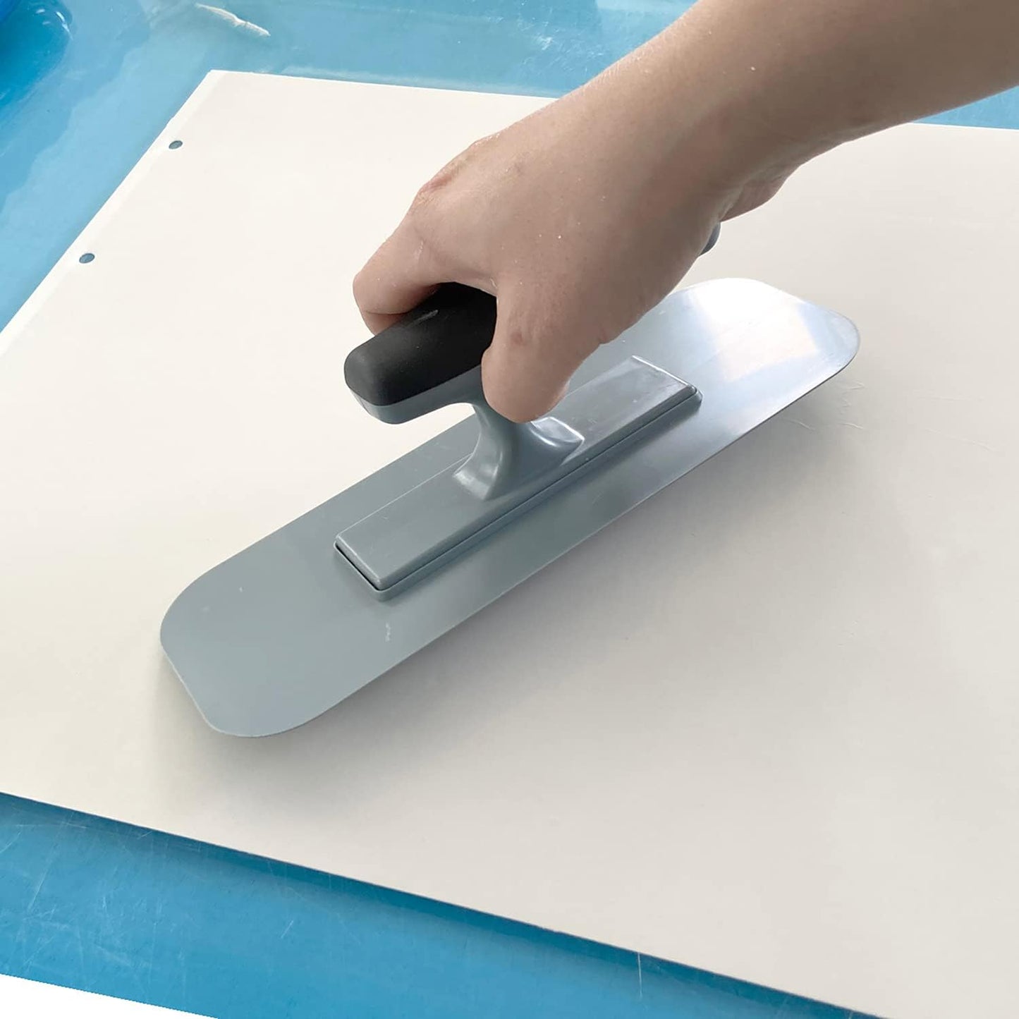 Plastic Trowel with Blue Comfortable Grip Handle, Includes 4" x 9.5'' Finishing Trowels, Lightweight Mounting Suitable for Scrape,Plastering and Paint Walls(D1147F)