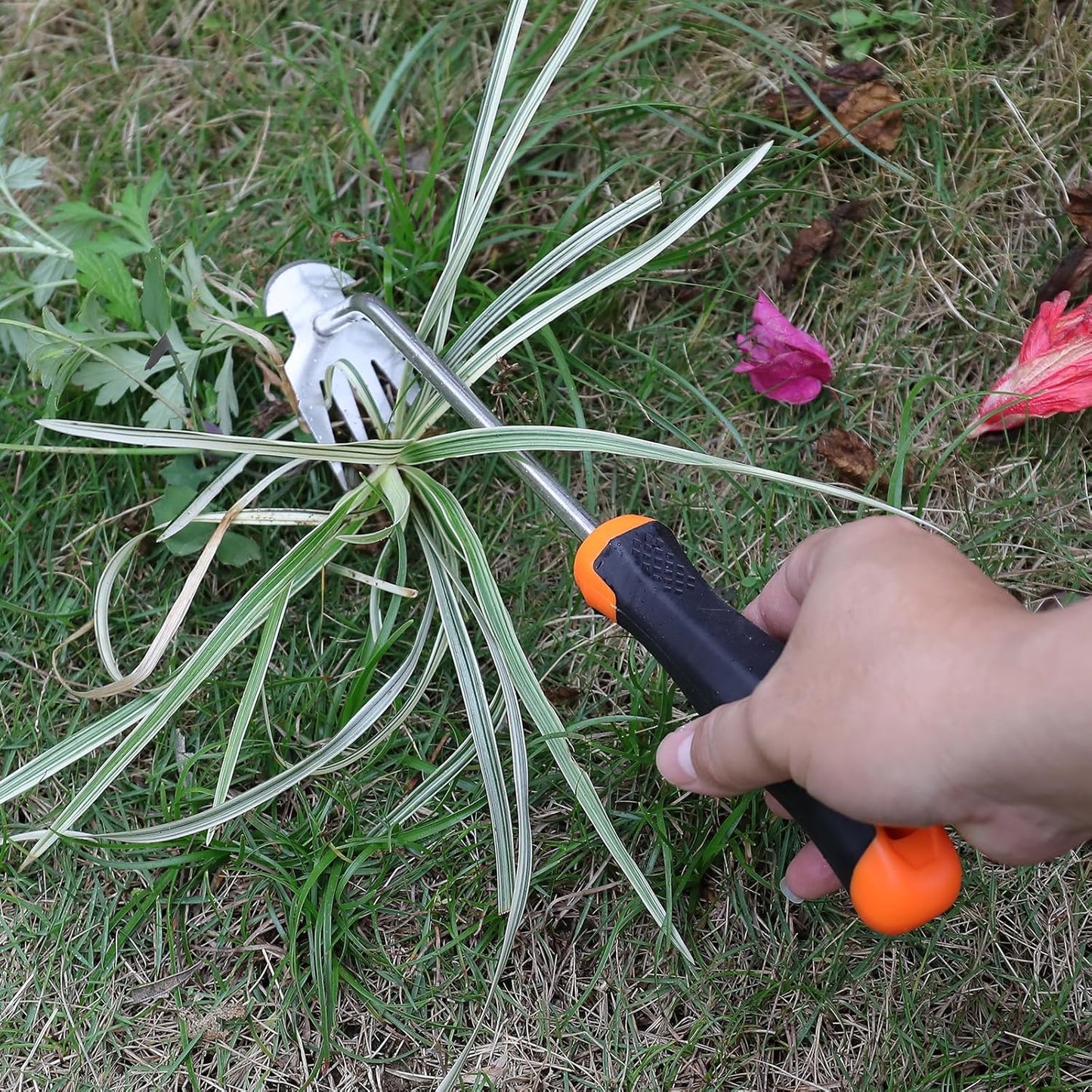 Weed Remover Tool,Portable Garden Weeder Tool,New Gardening Weeding Tools,for Garden Hand Tools for Vegetable Gardening Backyard Farm Planting & Uprooting Weeding Tool (Rubber Handle)