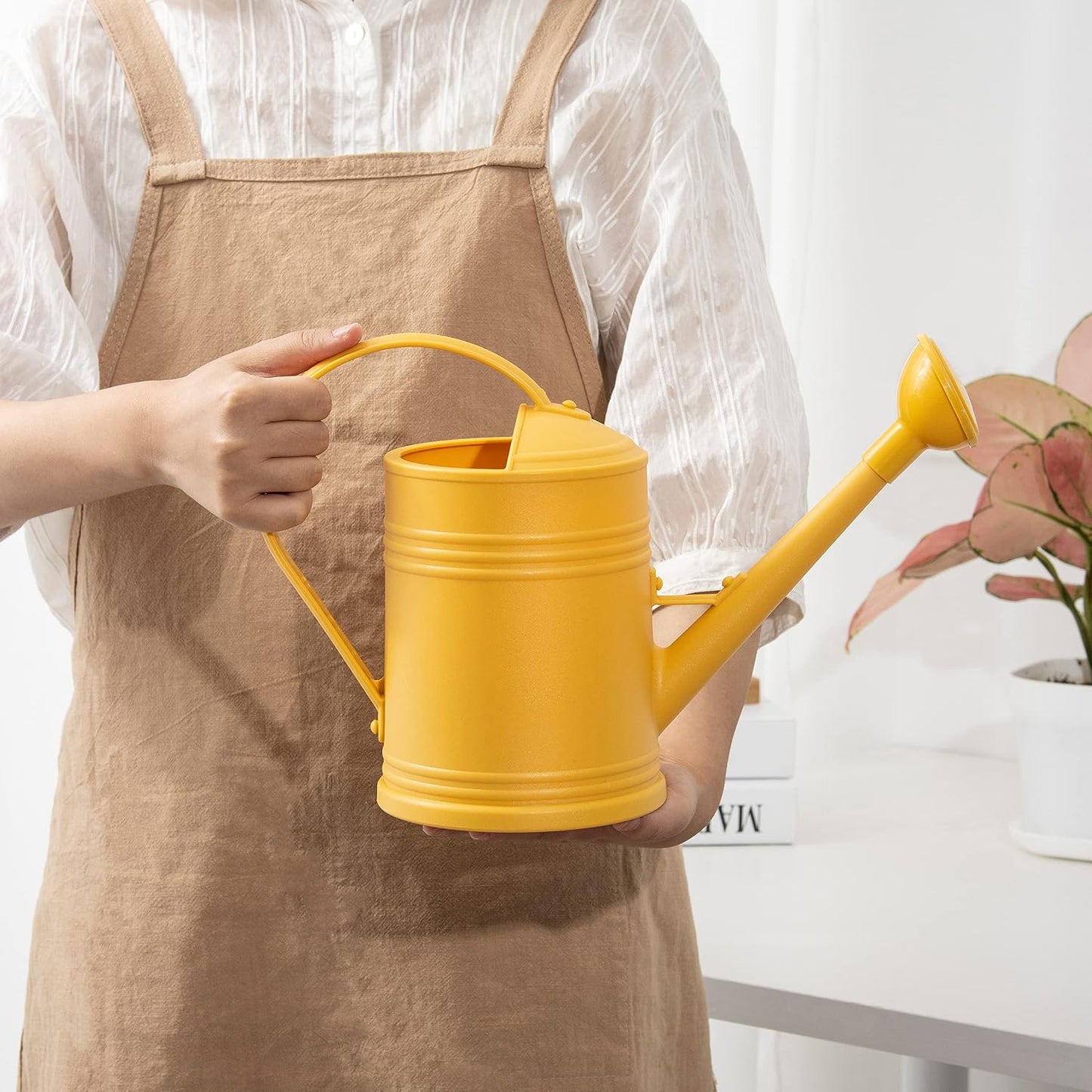 Watering Can for Indoor Plants, Flower Watering Can, Plastic Water Can for Plants with Sprinkler Head 68 oz, 1/2 Gallons
