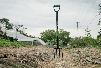 Short Handle Digging Fork with Heavy Duty Carbon Steel Construction, Ergonomic No-Slip H-Grip Handles for Gardening, Land Management, Yardwork, Farming, and Outdoors