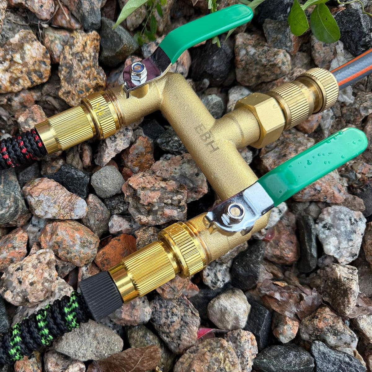 Garden Hose Splitter, 2-Way Full Flow Brass Heavy Duty Outdoor Hose Manifold with Extra Long Handles Shutoff Valves Spigot Adapter- 3/4” GHT Thread