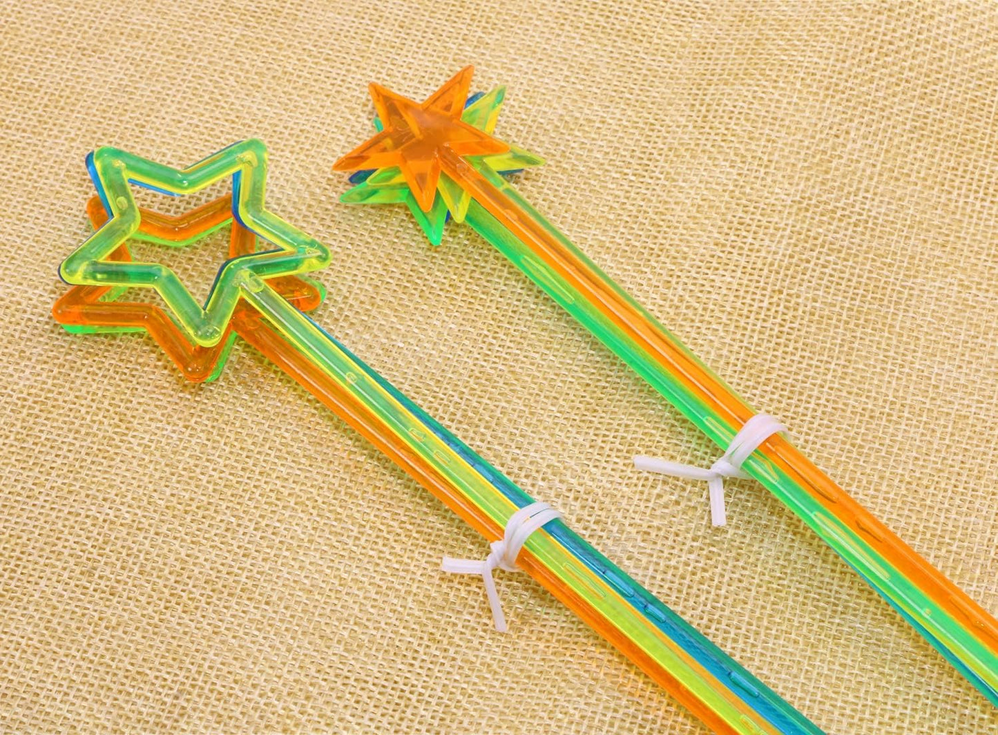 200pcs 4 inch Wire Twist Ties with Plastic Coated Reusable Multi-Purpose Ties for Treat Bags/Plastic Bread Bags/Gift/Party/Cords/Plant (Transparent)