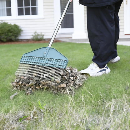 Thatch Rake with 66 Inch Adjustable Handle