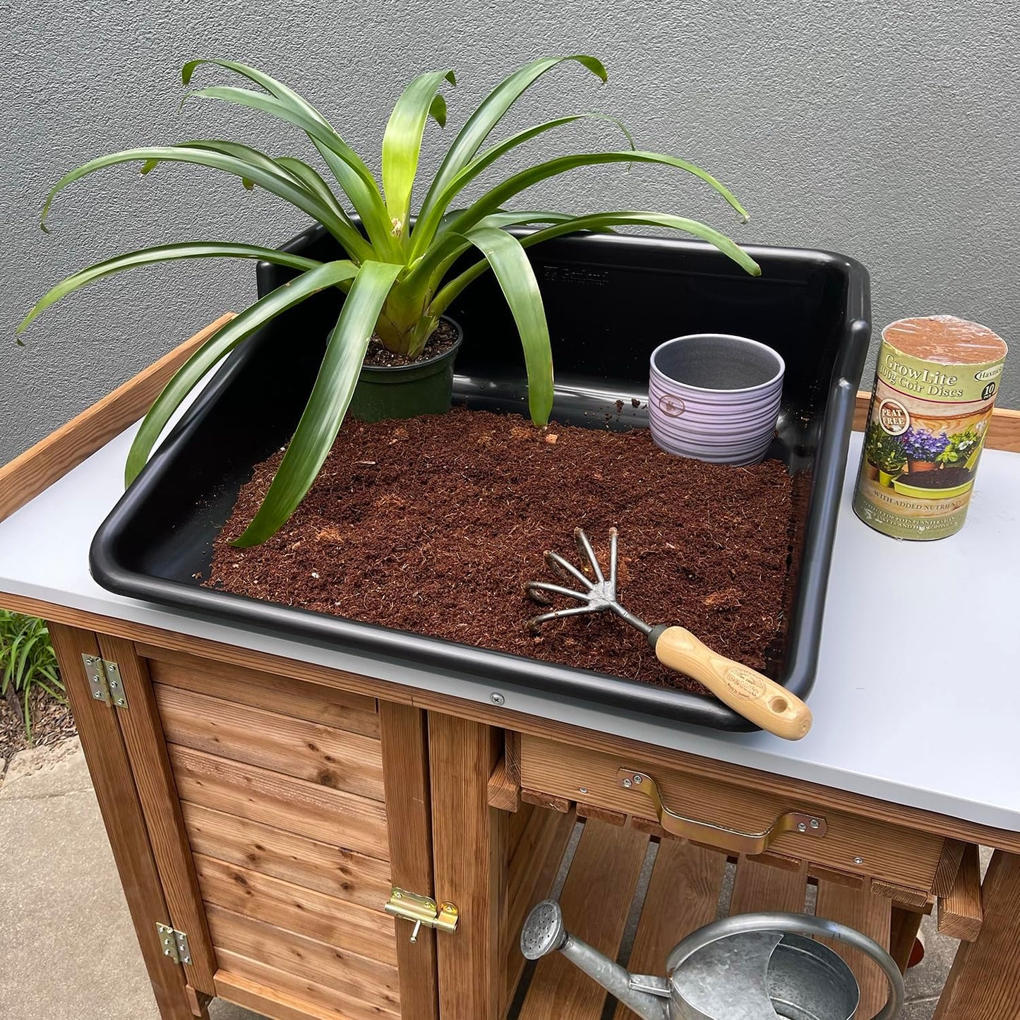 Garden Tidy Tray – Green, 24.5" L x 22" W x 8" H – Sturdy One-Piece Potting Tray, Indoor/Outdoor Gardening, Recycled Plastic, Lightweight, Versatile Use