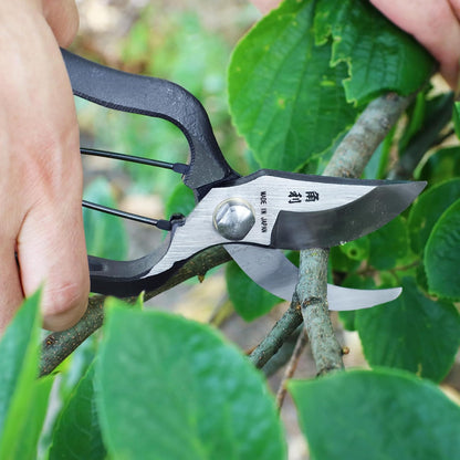 Japanese Pruning Shears for Gardening Heavy Duty 8", Made in JAPAN, Professional Garden Bypass Pruners with Leather Sheath, Hand Forged Japanese Carbon Steel, Black