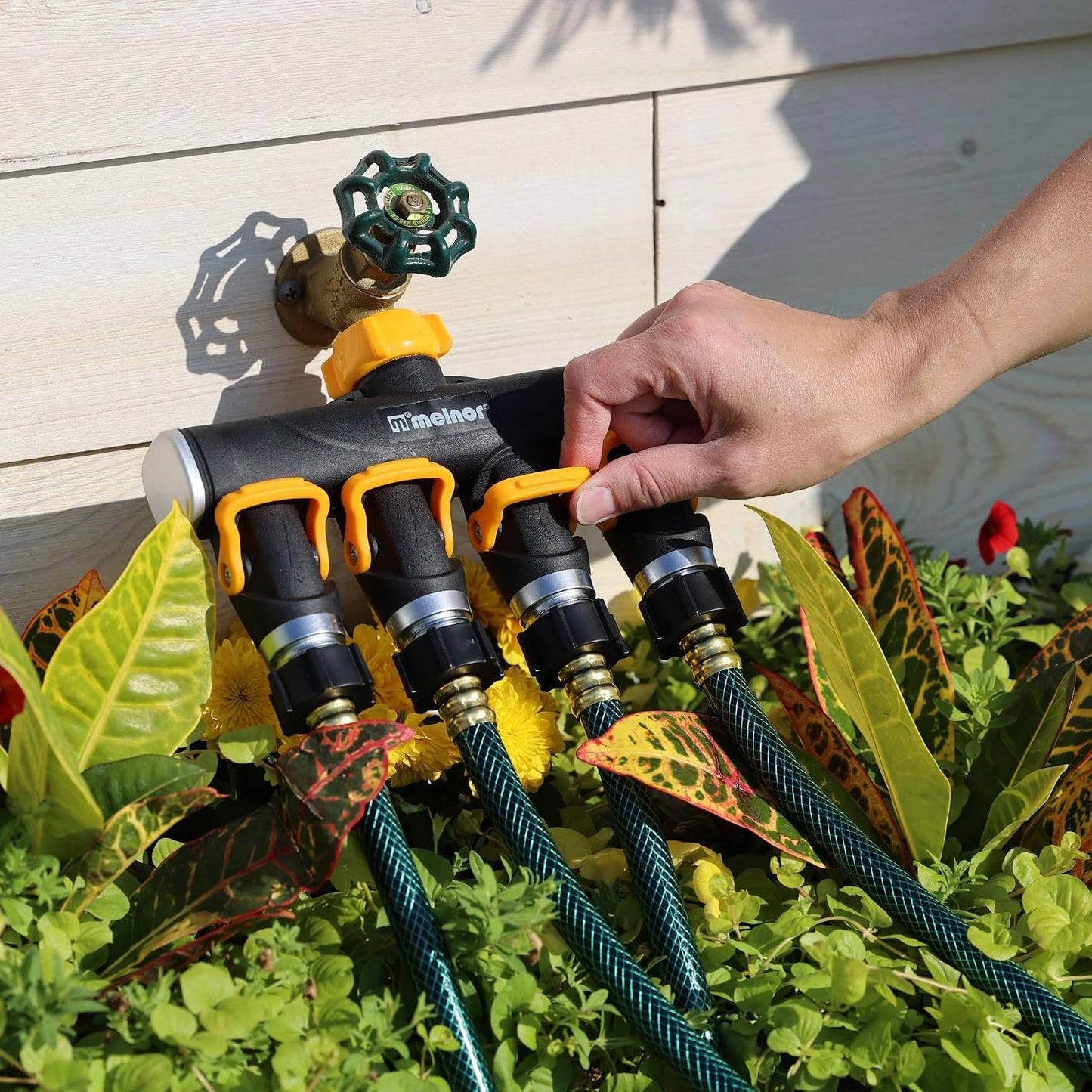 65135AMZ 4 Way Lever Flow Through Valve Connector Bundle, Yellow, Black