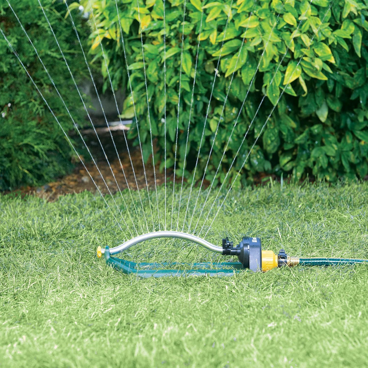Turbo Oscillating Sprinkler, 2800 Sq Ft: Range Adjustable