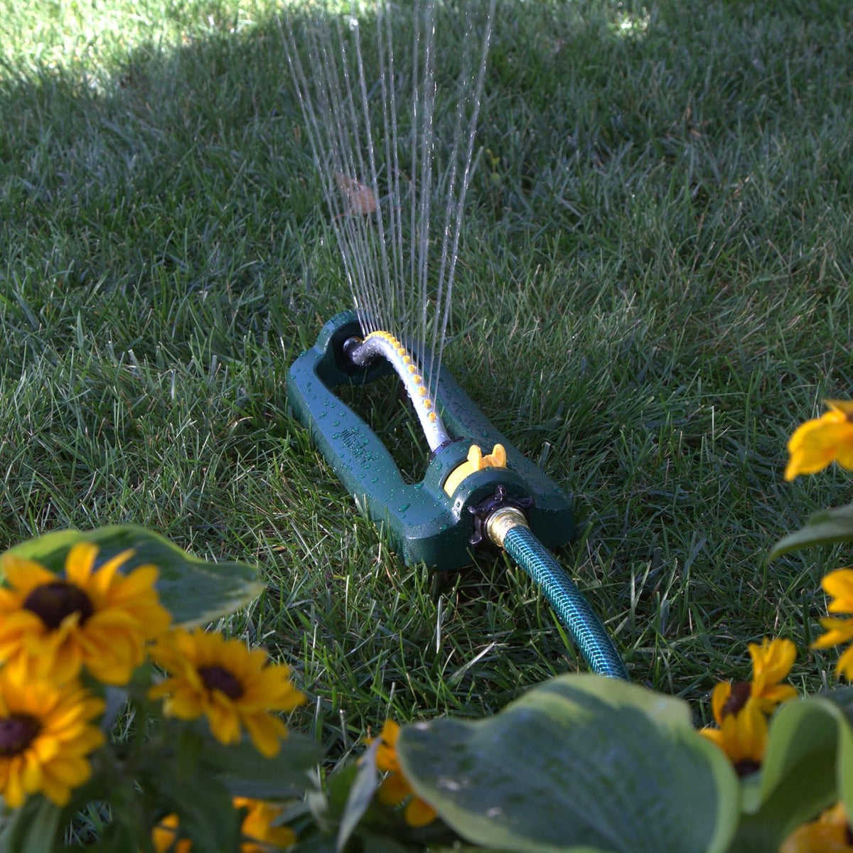 Turbo Oscillating Sprinkler, 2800 Sq Ft: Range Adjustable