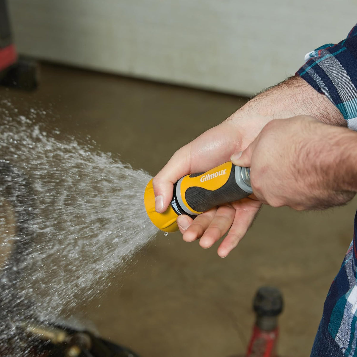 Twist Hose Nozzle, Fireman Hose Nozzle for Cleaning and Watering, Heavy Duty Garden Hose Nozzle with Adjustable Spray Pattern, Yellow, Brass