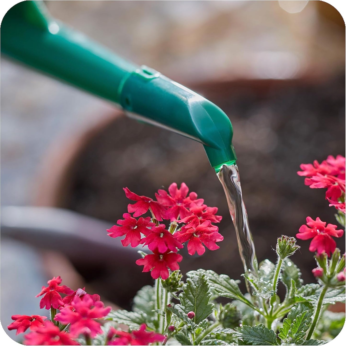 Durable Swiss Watering Can with UV Protection, Ergonomic Handle for Indoor/Outdoor Gardening, Made in Switzerland (4 Liter, Green)