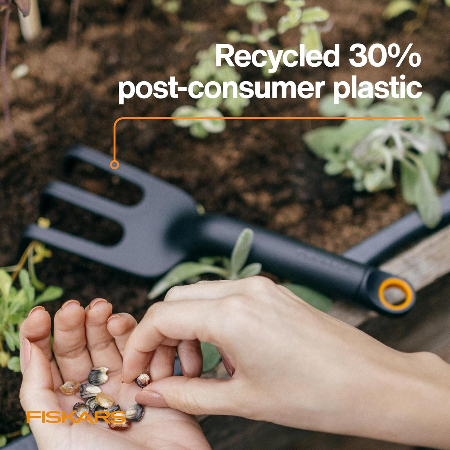 Eco Trowel with Curved Spade, Ergonomic Handle, UV Resistance, Durable, Eco-Friendly Tool for Planters and Garden Beds