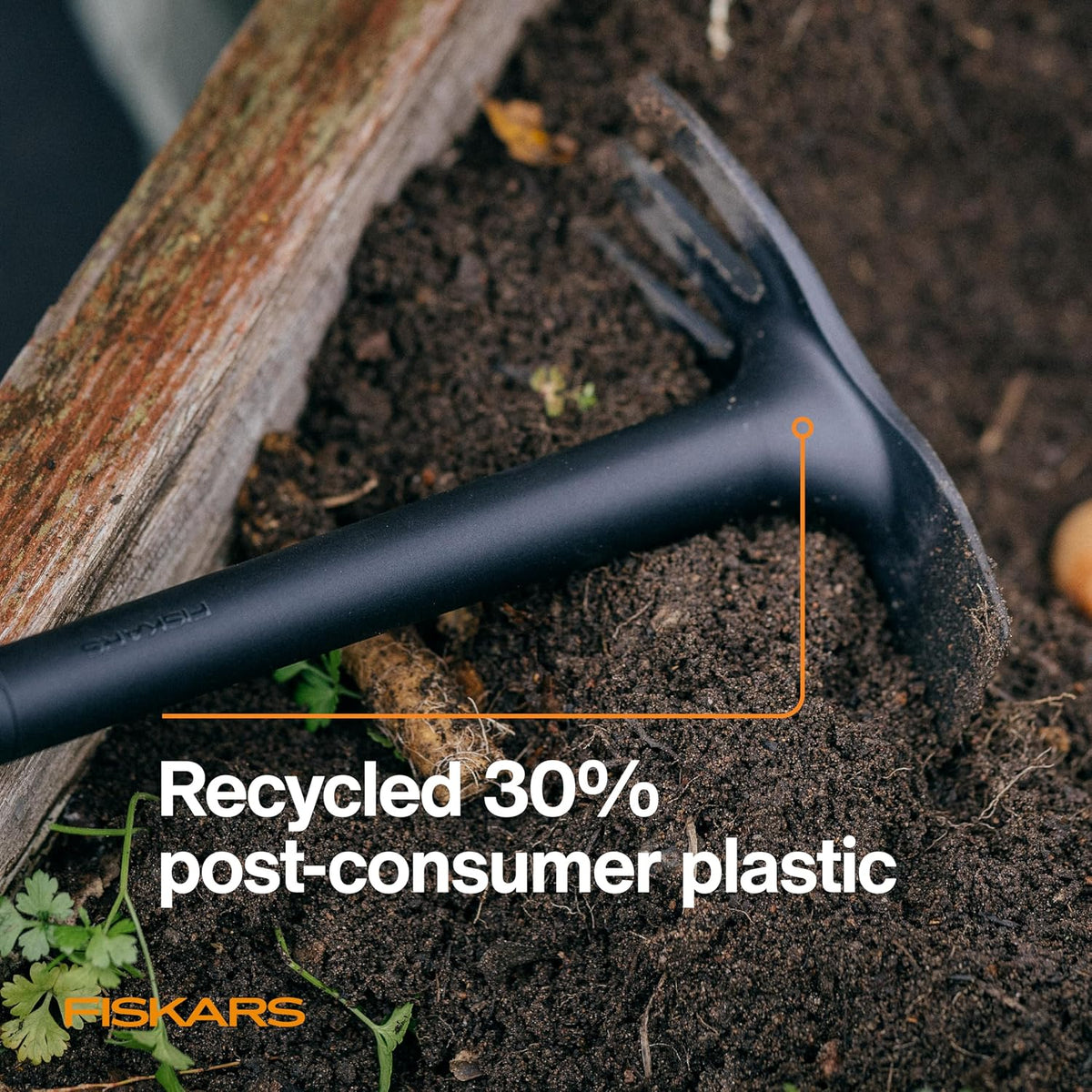 Eco Trowel with Curved Spade, Ergonomic Handle, UV Resistance, Durable, Eco-Friendly Tool for Planters and Garden Beds