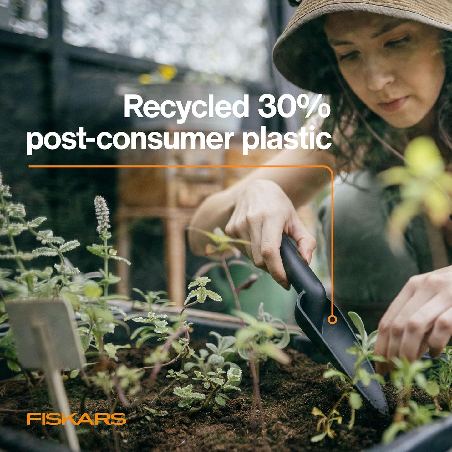 Eco Trowel with Curved Spade, Ergonomic Handle, UV Resistance, Durable, Eco-Friendly Tool for Planters and Garden Beds