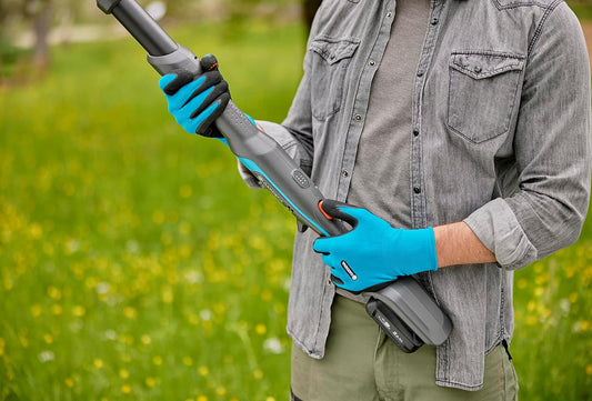 Cordless Telescopic Tree Pruner HighCut 360/18V P4A no battery: Lopper with telescopic handle for branches up to 5 m high, rotating cutting head, ergonomic handle, LED display (14776-55)