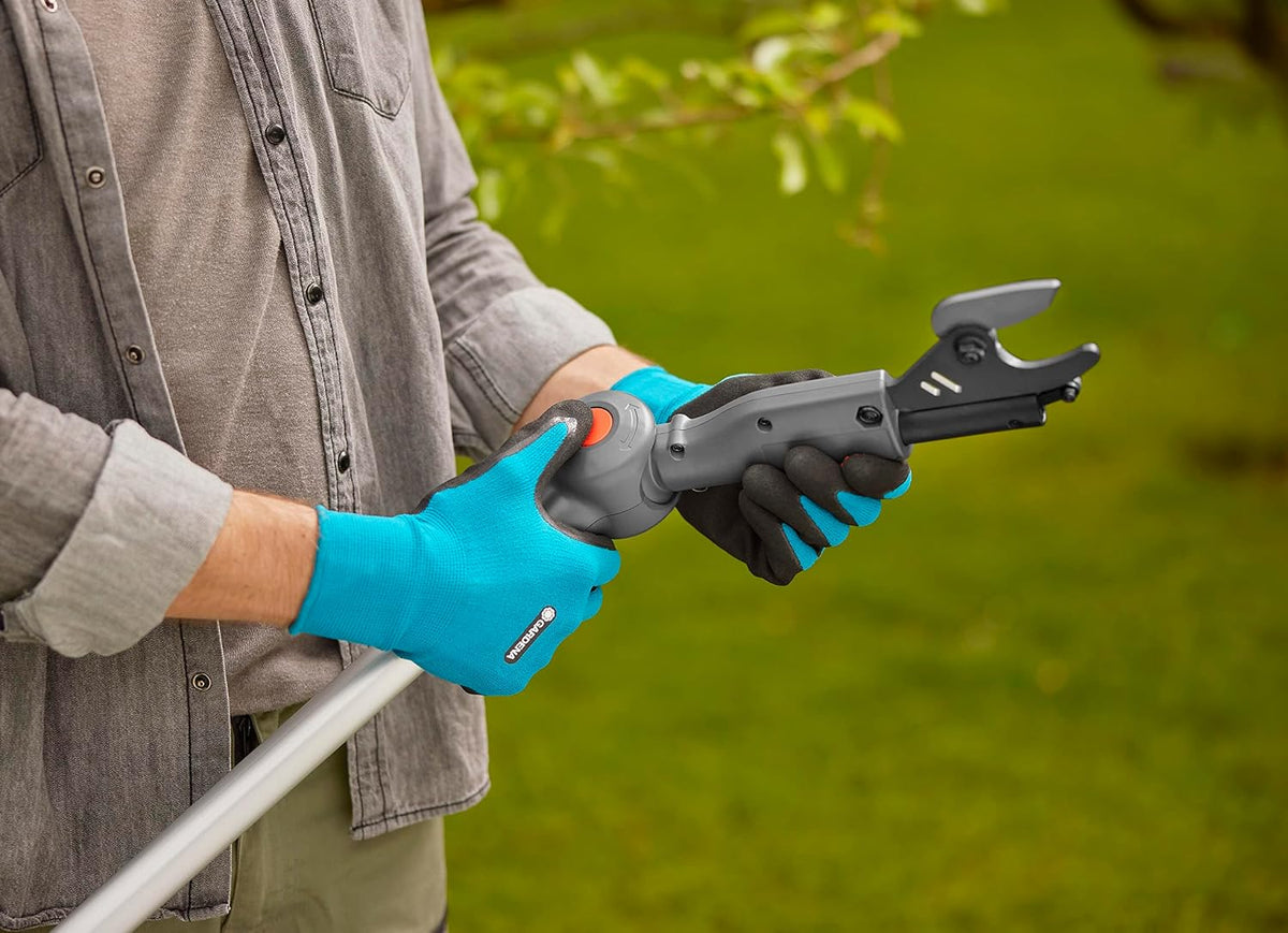 Cordless Telescopic Tree Pruner HighCut 360/18V P4A no battery: Lopper with telescopic handle for branches up to 5 m high, rotating cutting head, ergonomic handle, LED display (14776-55)