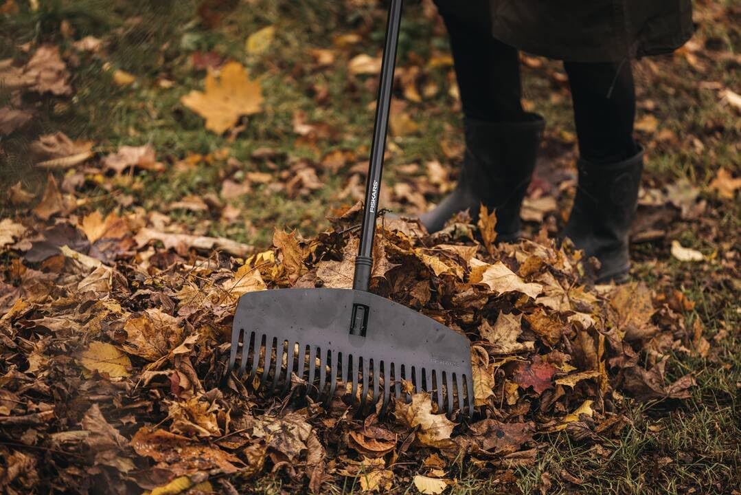 Leaf Rake with M-Head - New Item as Replacement for 1014914, black, 1063089