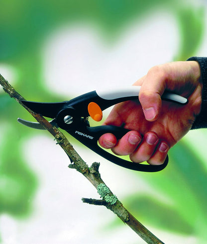 Fingerloop Pruner Bypass P44, Cutting Diameter: 2 cm, Steel Blades with Non-Stick Coating, Length: 20 cm, Black/Orange, 1001534