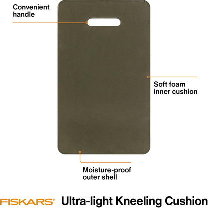 Fiskars Garden Kneeling Pad, 11" x 18" Lightweight and Thick EVA Foam Knee Cushion with Handle for Gardening, Cleaning, or Construction - Moisture and Rip Resistant, Gardening Supplies, Green