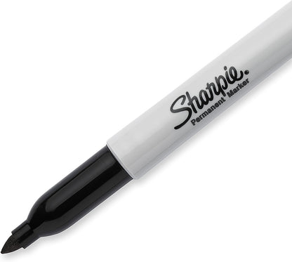 Sharpie Extreme Permanent Markers, Fine Point, Black, 4 Count - Fade Resistant Against Both Wet and Dry Outdoor Elements