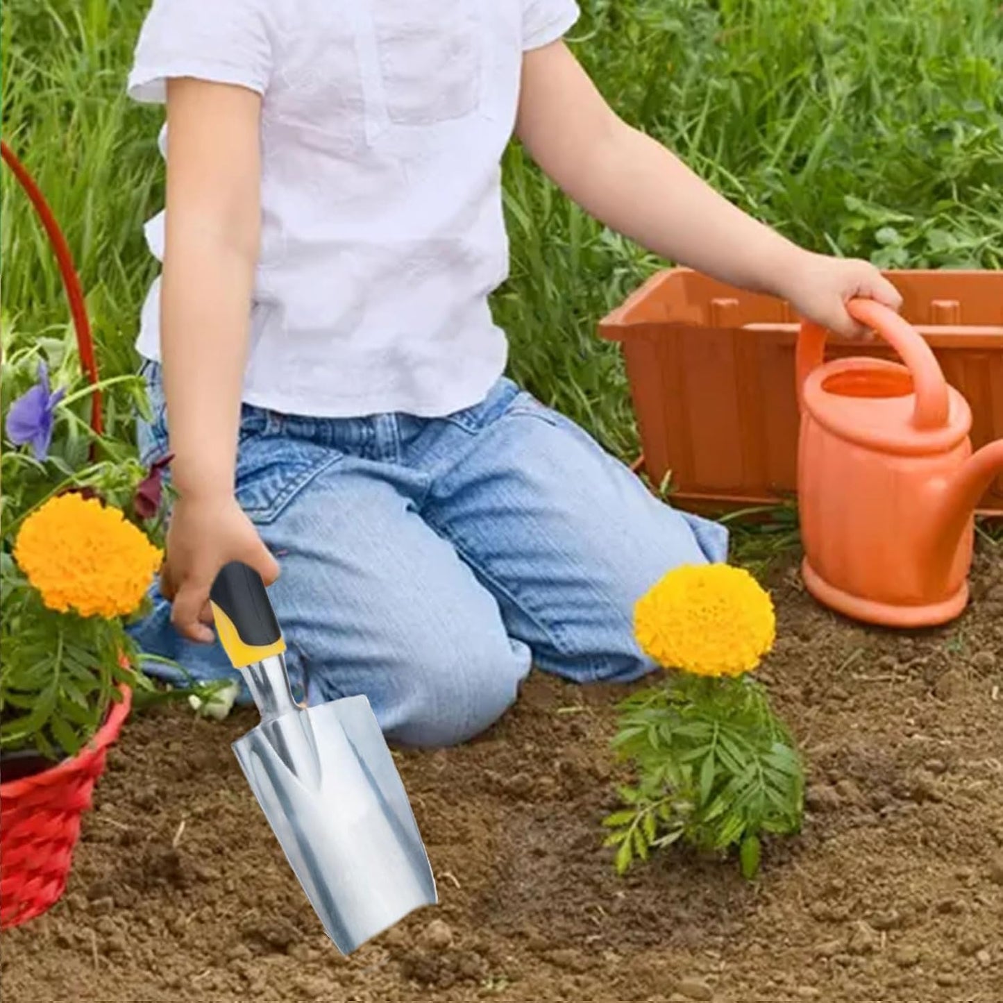 Garden Shovel Hand Trowel, Heavy Duty Gardening Tool with Ergonomic Handle