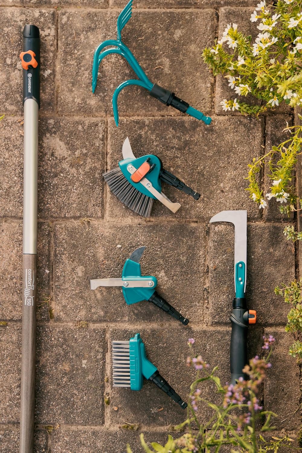 combisystem Hand Rake: Wire Hand rake for Raking up Garden Waste, 12 cm Working Width, Steel, Ergonomic Handle, Corrosion Protection (8919-20)