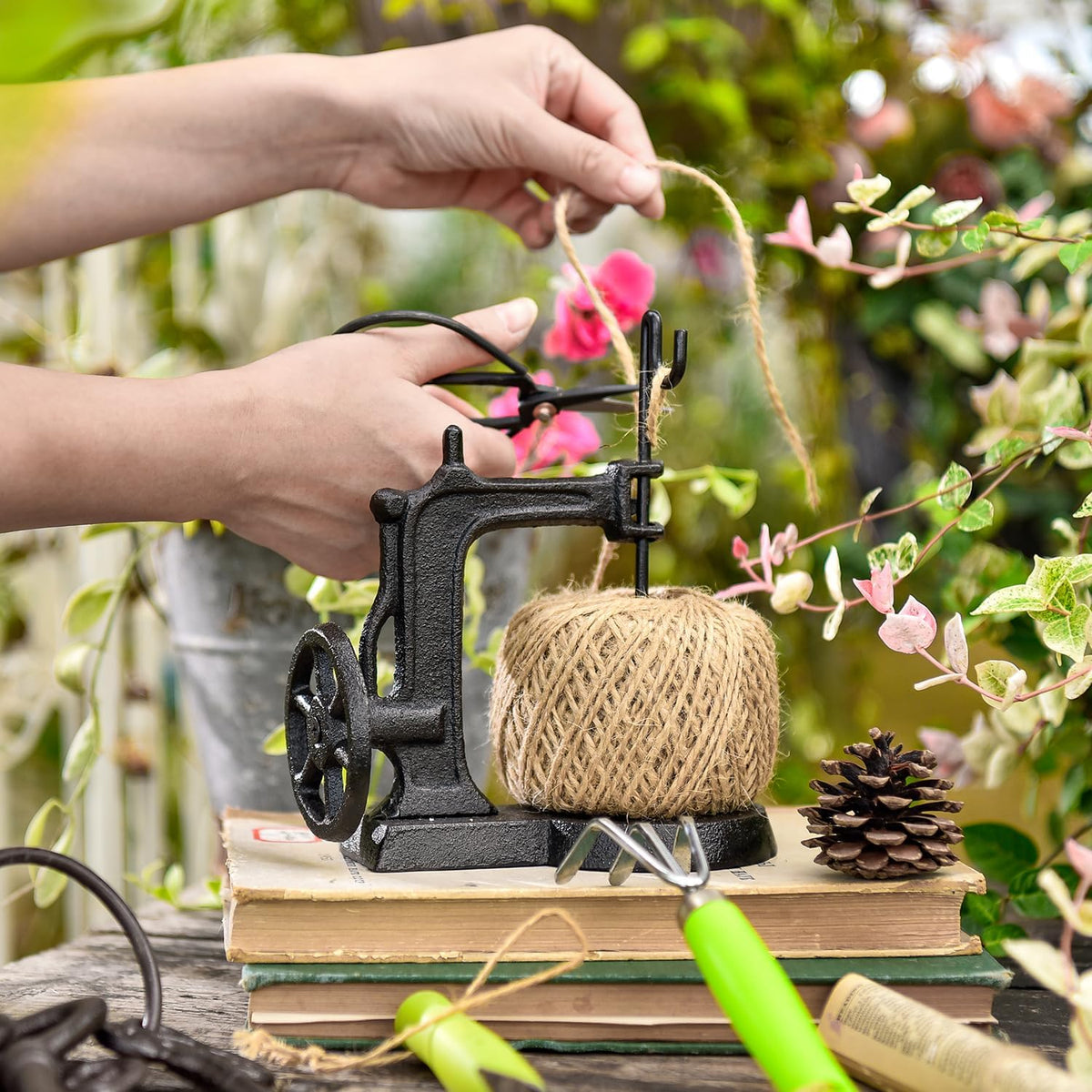 Sungmor Cast Iron Garden Twine Holder Set - 1300ft. Natural Jute Twine String & Rope Rack & Scissors - Decorative & Practical Home Arts Crafts Tools for Picture Display Gift Wrapping Packing Gardening