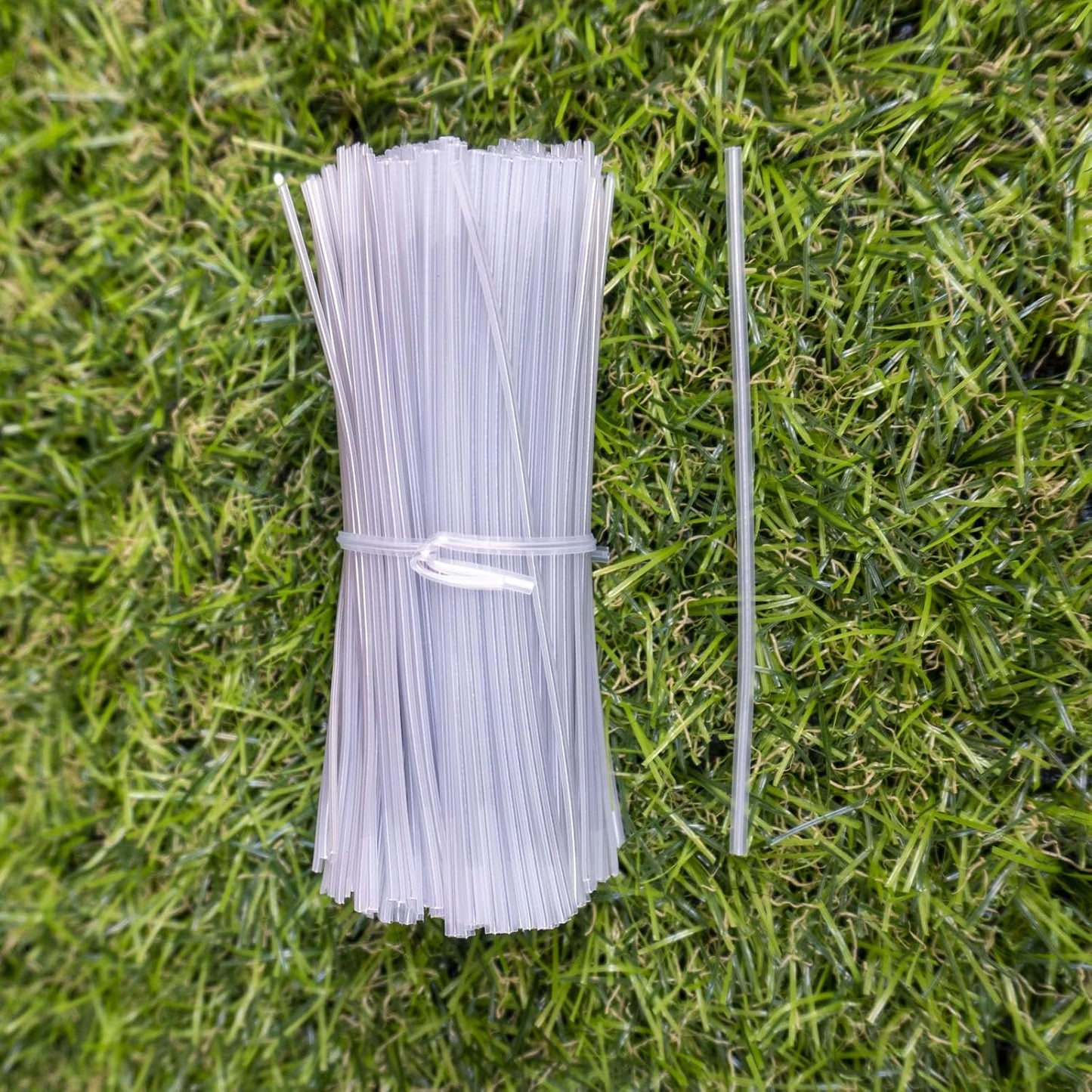Green 6" Twist Ties (500 Pack) - Pre-Cut Garden Plant Ties in Self-Sealing Bag, Sturdy PET & 0.45mm Iron Core, Heavy Duty Reusable Ties for Tomato, Monstera, Vines and Cords