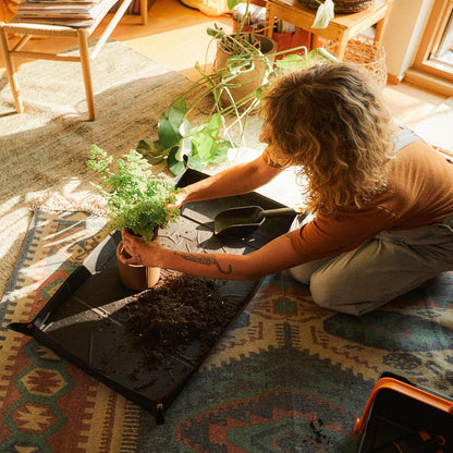 32.5" x 17.5" Large Repotting Mat for Indoor Garden Transplanting