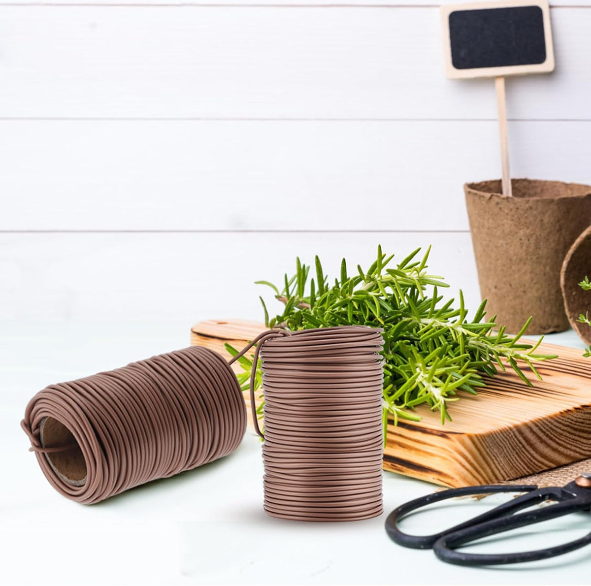 130 Feet Soft Plant Tie Green Twist Garden Ties for Plants Gardening Home Office Organization TPR Garden Ties Supplies with 2.5mm Diameter