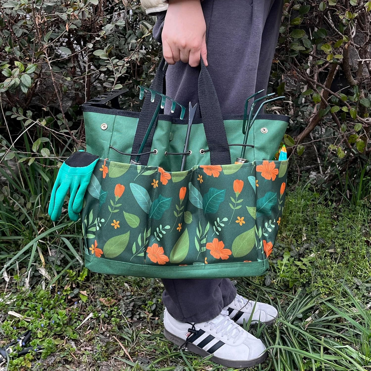 Waterproof Garden Tool Bag, 600D Oxford Portable Gardening Tote with Handle & Multi Pockets, Ideal Gifts for Parents Women (Green, Tools Not Included)