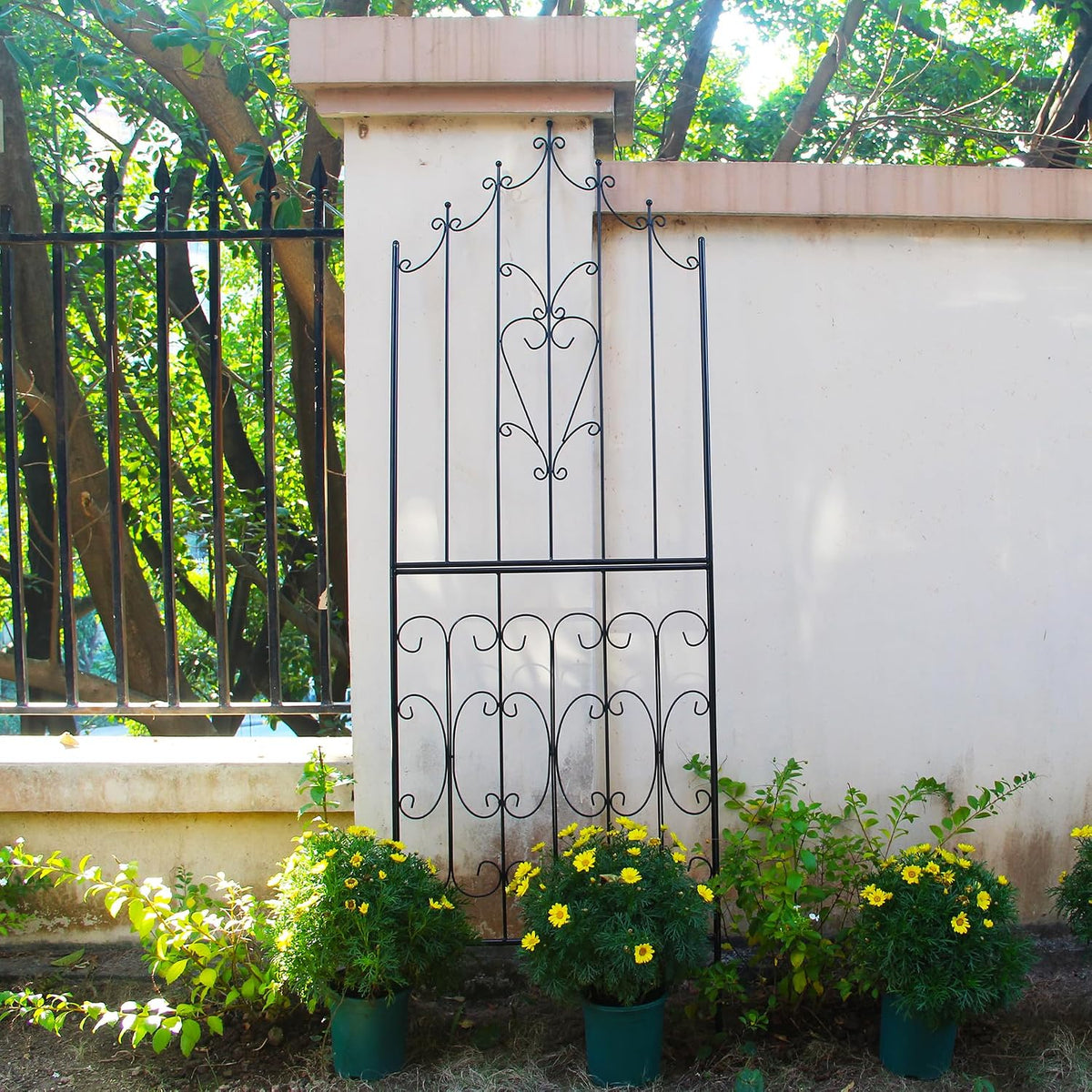 Garden Trellis for Climbing Plants 70.8" H x 25.6" W Metal Premium Quality Material Rust-Resistant Climbing Frame Stylish Garden Addition Outdoor Roses Vine Ivy Clematis Trellises Black
