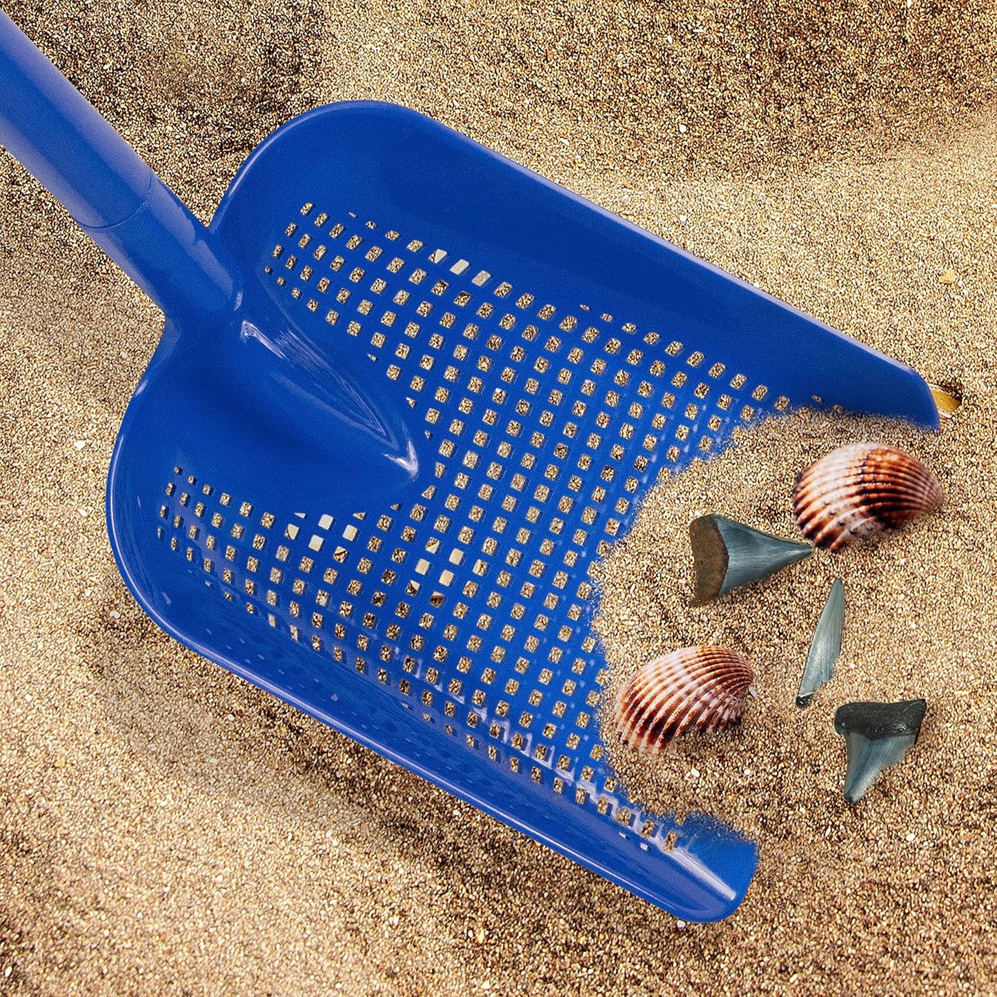 Sand Sifter for the Beach - Sifting Shovel for Shells, Shark Teeth & Sea Glass, Durable Plastic Scoop for Beachcombing and Treasure Hunting, Shell Scooper for Beach
