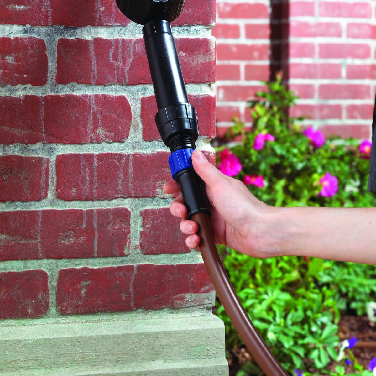 R560DP Drip Watering System, Automatic Drip Irrigation System with Timer for Containers and Hanging Baskets, Waters up to 20 Plants, Includes 20 Drippers, Black
